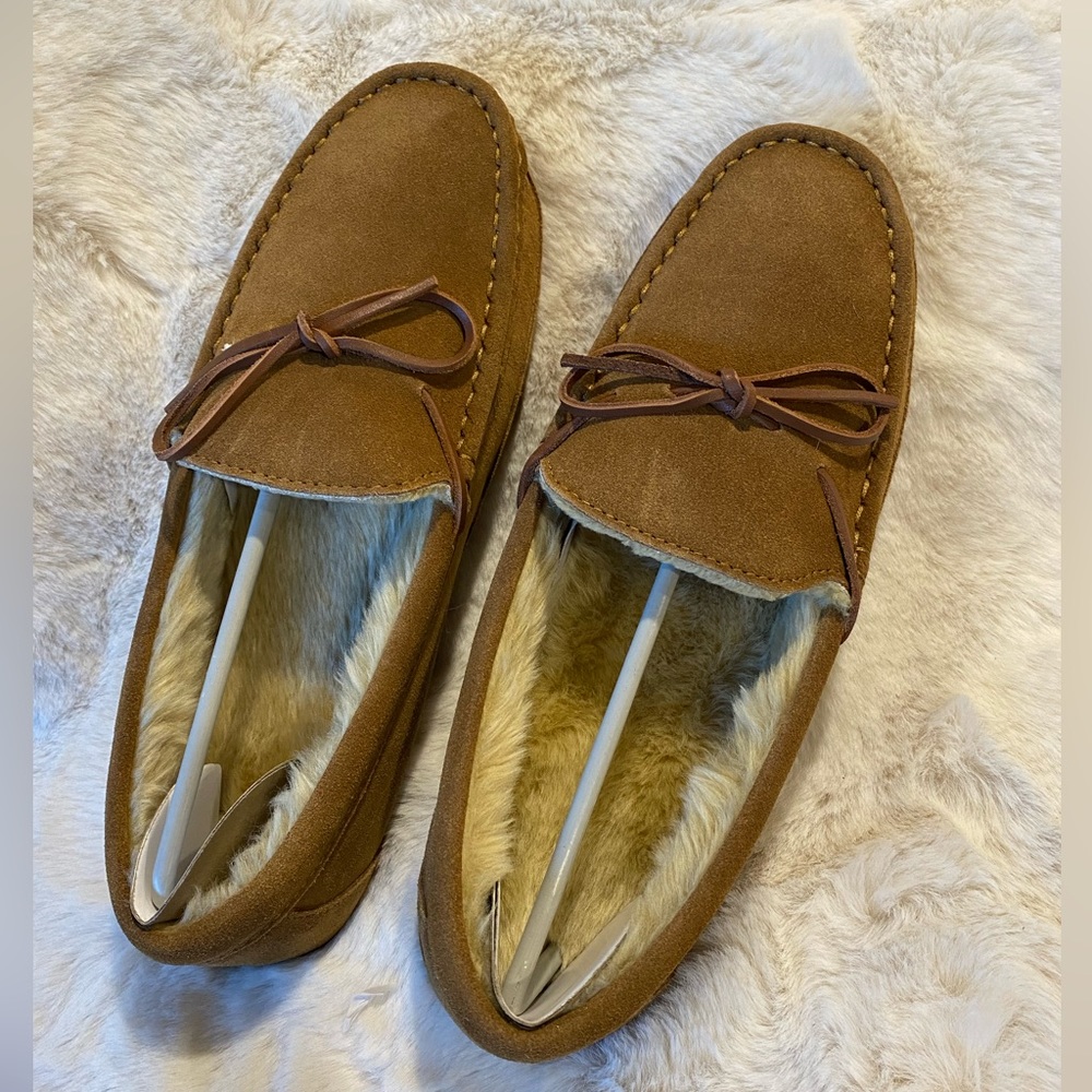 Zealand Zac Mens Slippers. Tan. Size 12. Medium. **NEVER BEEN WORN**